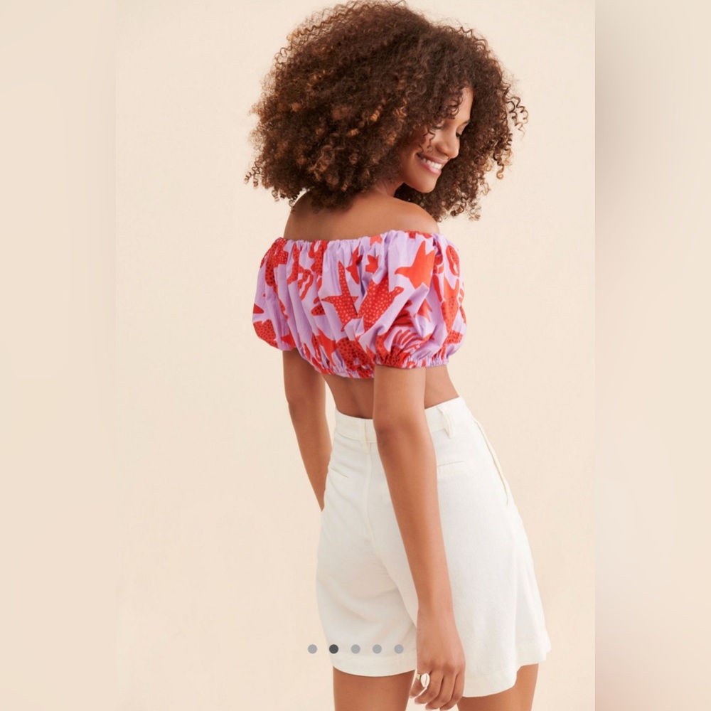 FARM Rio Pink Off-Shoulder Crop Top with Red Sea Creatures - Picture 3 of 10